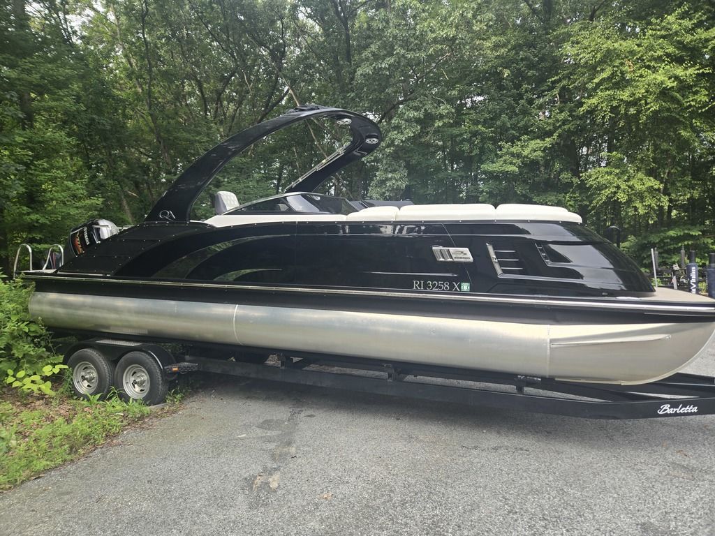 2018 Bennington 25QXSBWA-14