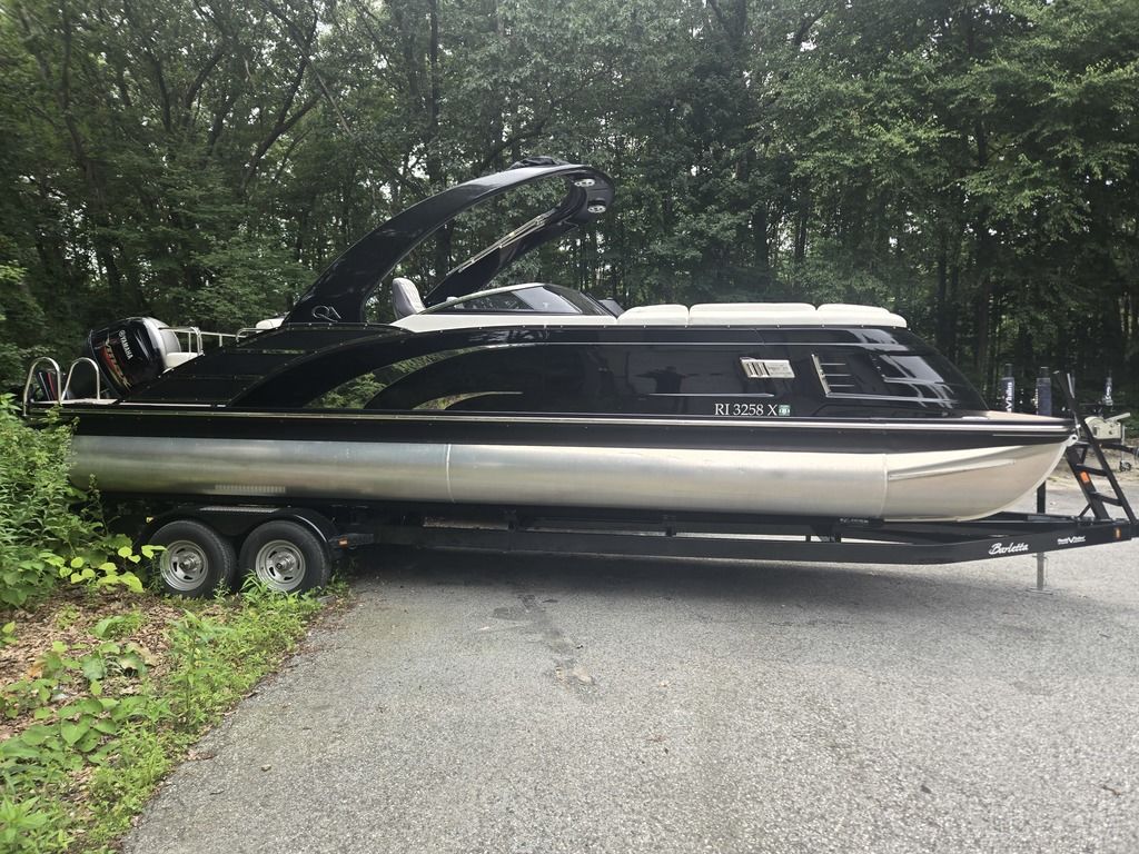 2018 Bennington 25QXSBWA-17