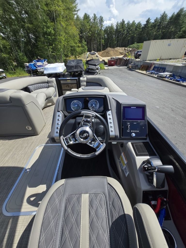 2023 Barletta boats L23UCA-13