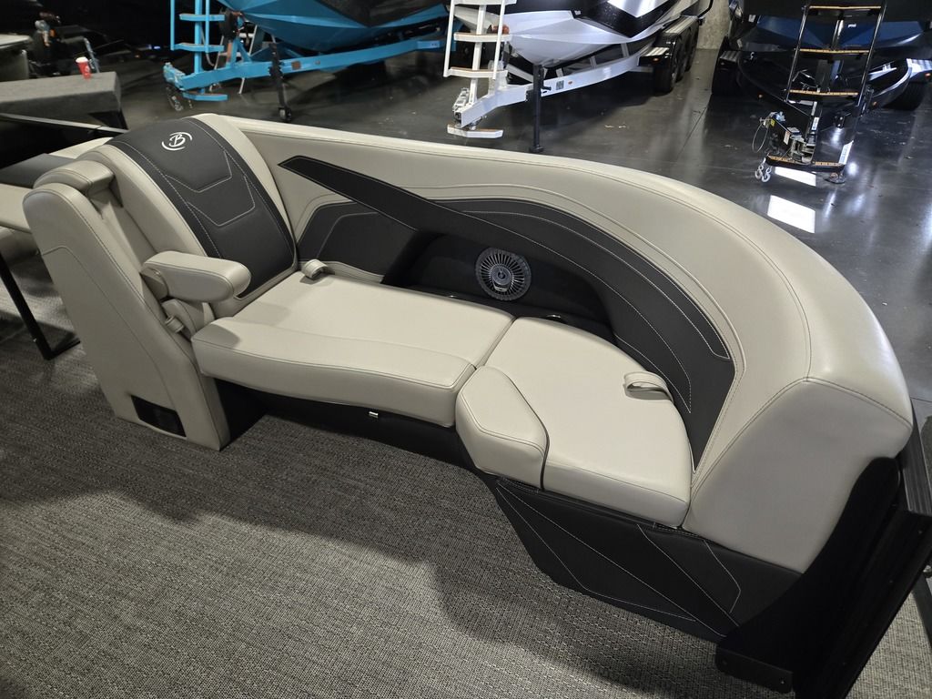 2026 Barletta boats C22UC-8