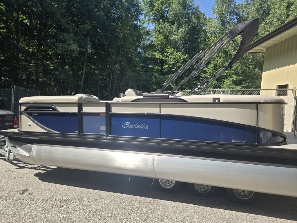 2026 Barletta boats C22Q-5