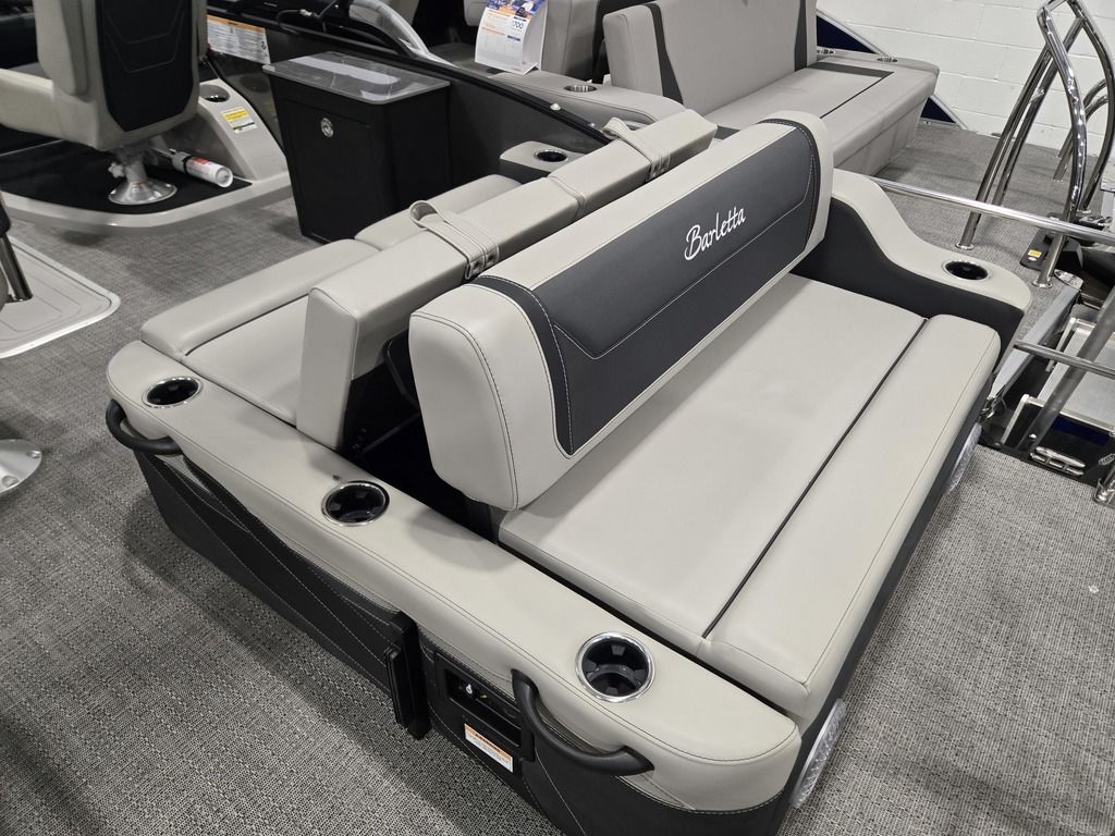 2026 Barletta boats C24UE-8