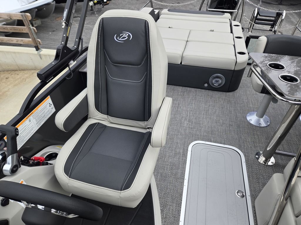 2026 Barletta boats C24UE-10