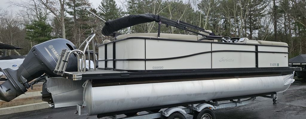 2021 Barletta boats C22QC-12