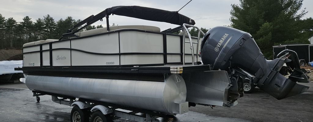 2021 Barletta boats C22QC-13