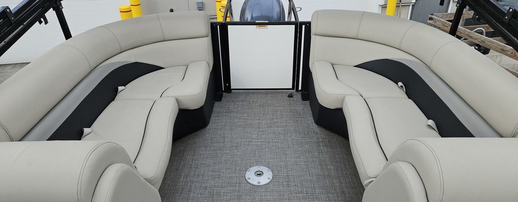 2021 Barletta boats C22QC-22