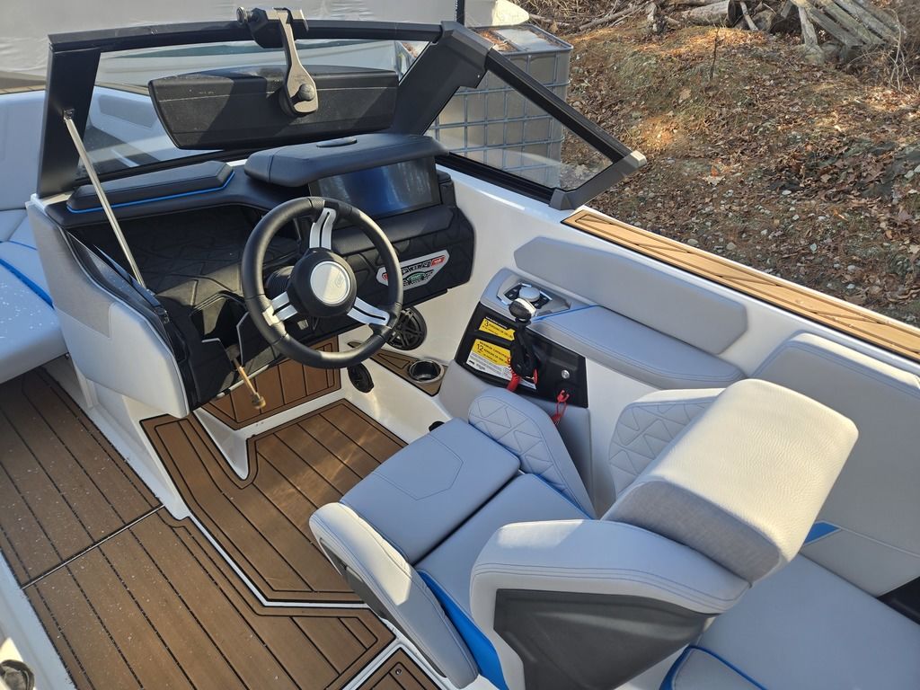 2023 Nautique Super Air Nautique GS20-17