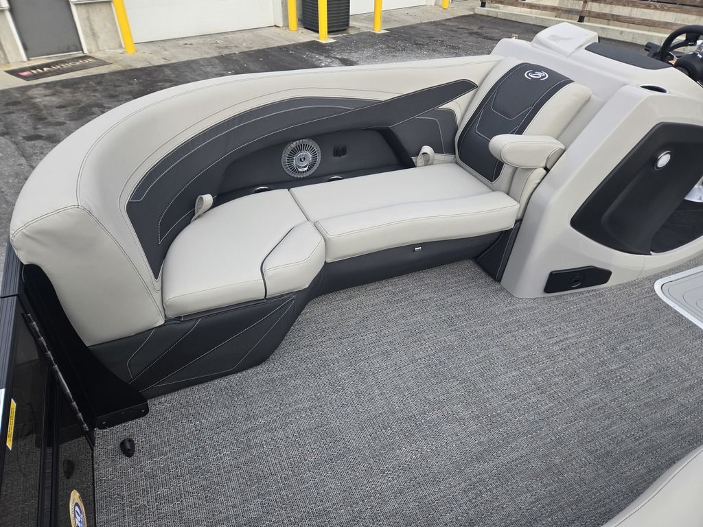 2026 Barletta boats C22M-6