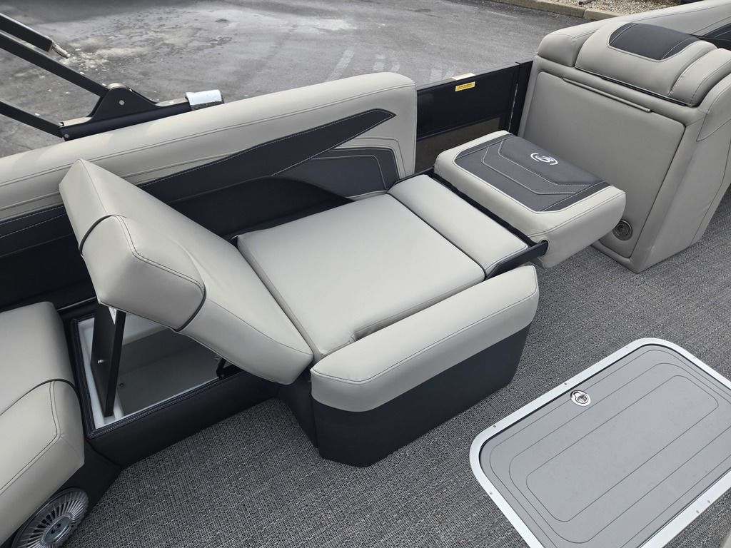 2026 Barletta boats C22M-13