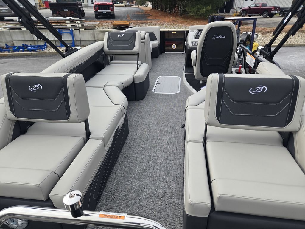 2026 Barletta boats C22M-24