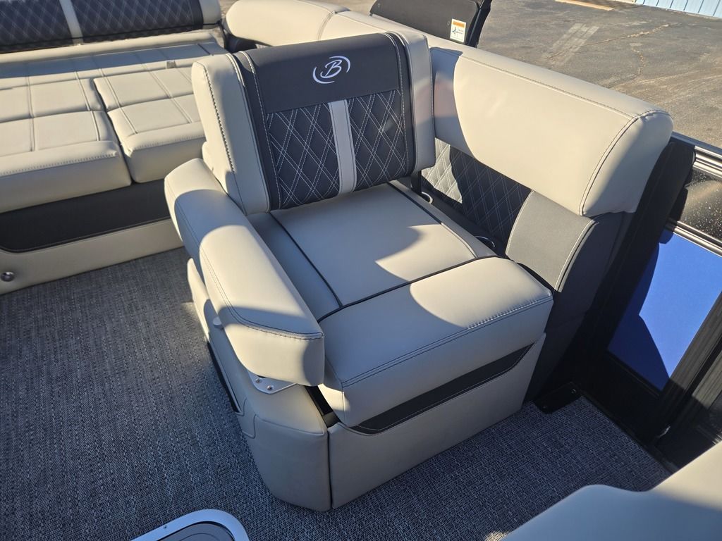 2026 Barletta boats L25U-7