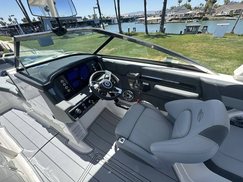 Boat image thumbnail 3