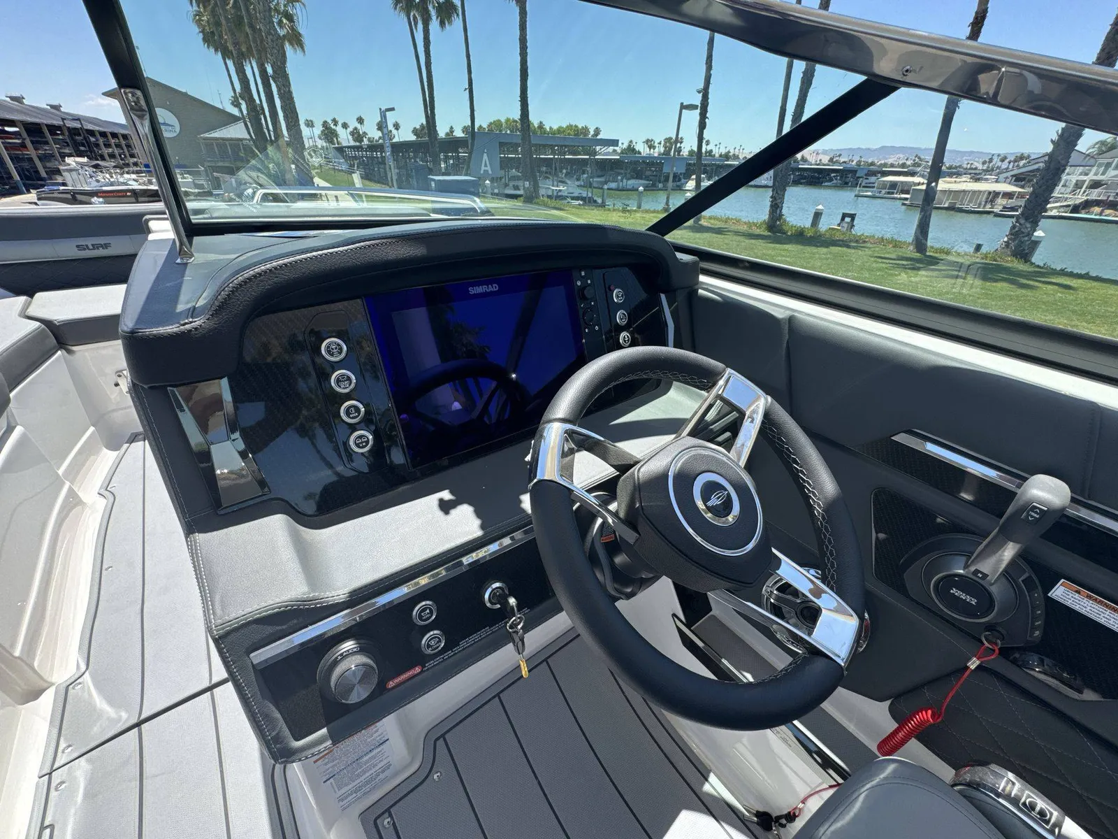 Boat image 10