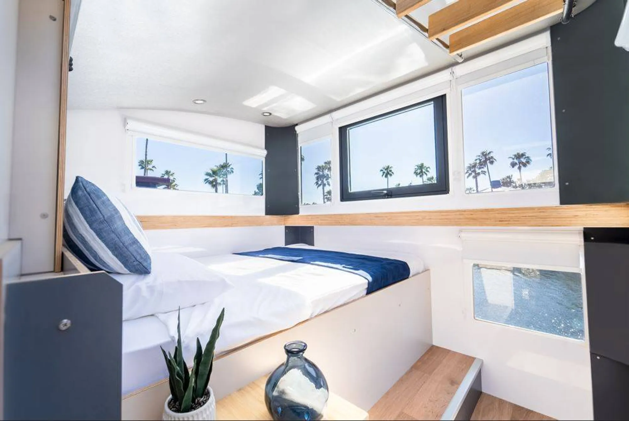 Boat gallery thumbnail 14