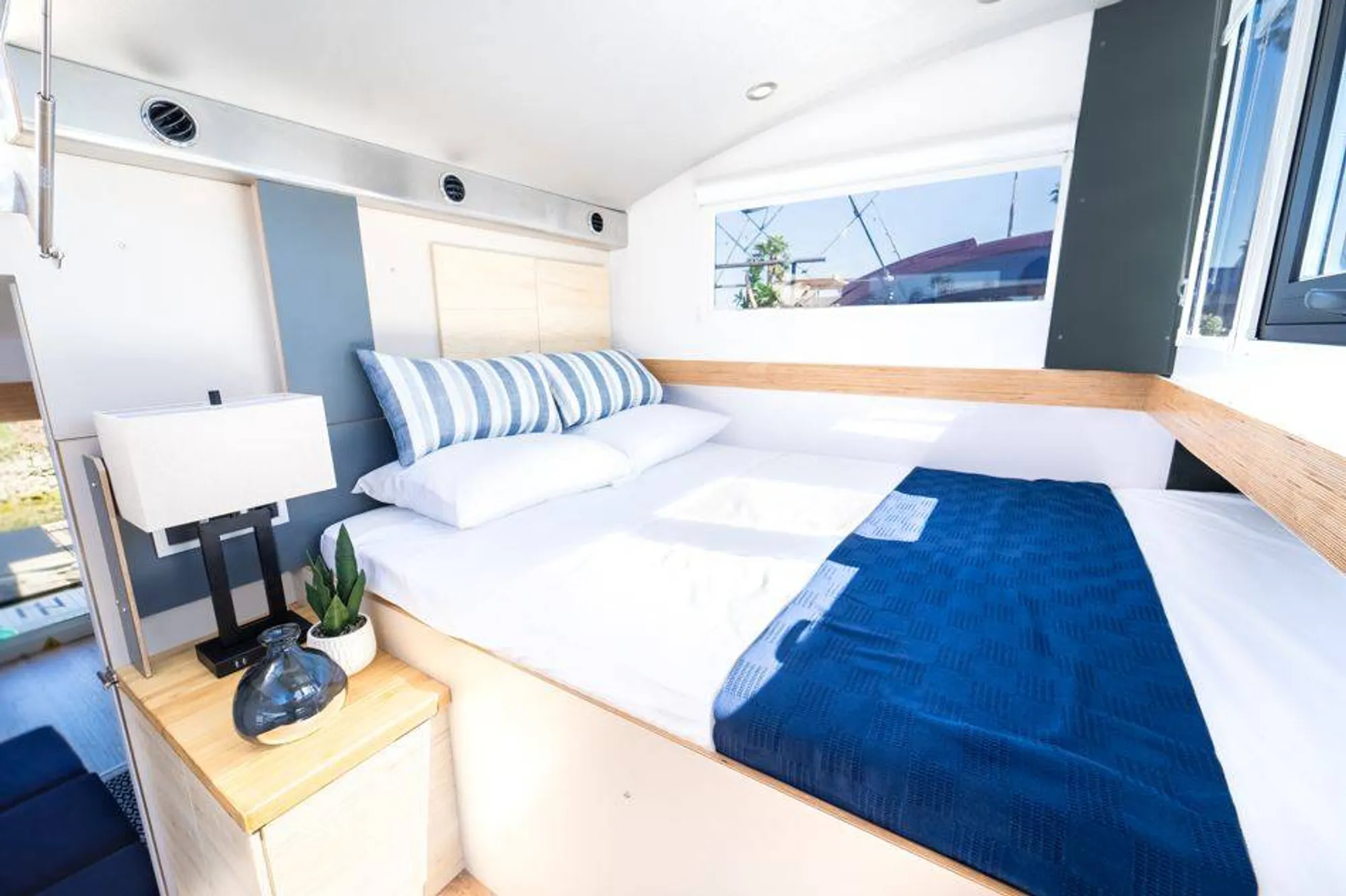 Boat gallery thumbnail 15