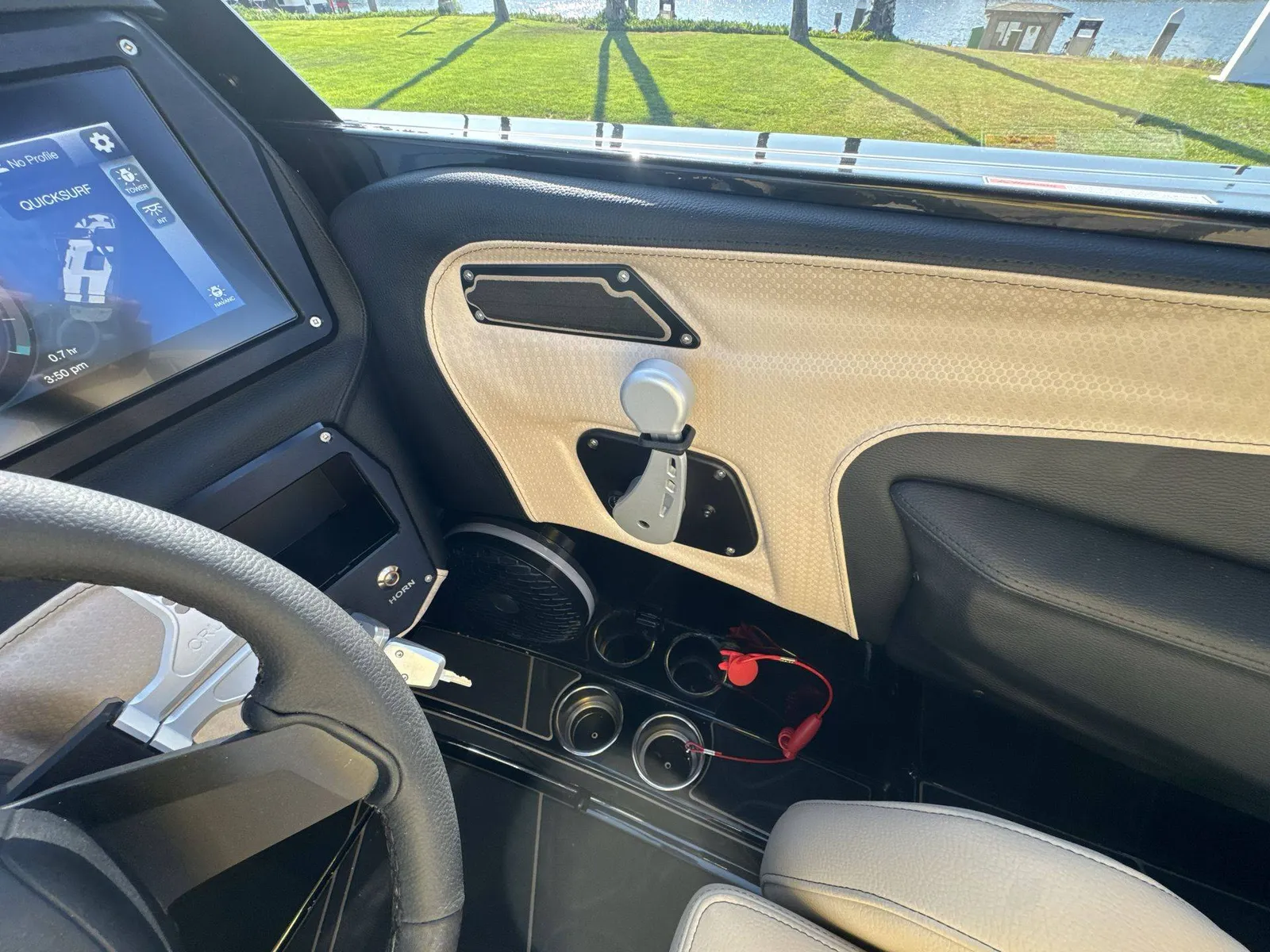 Boat image 9