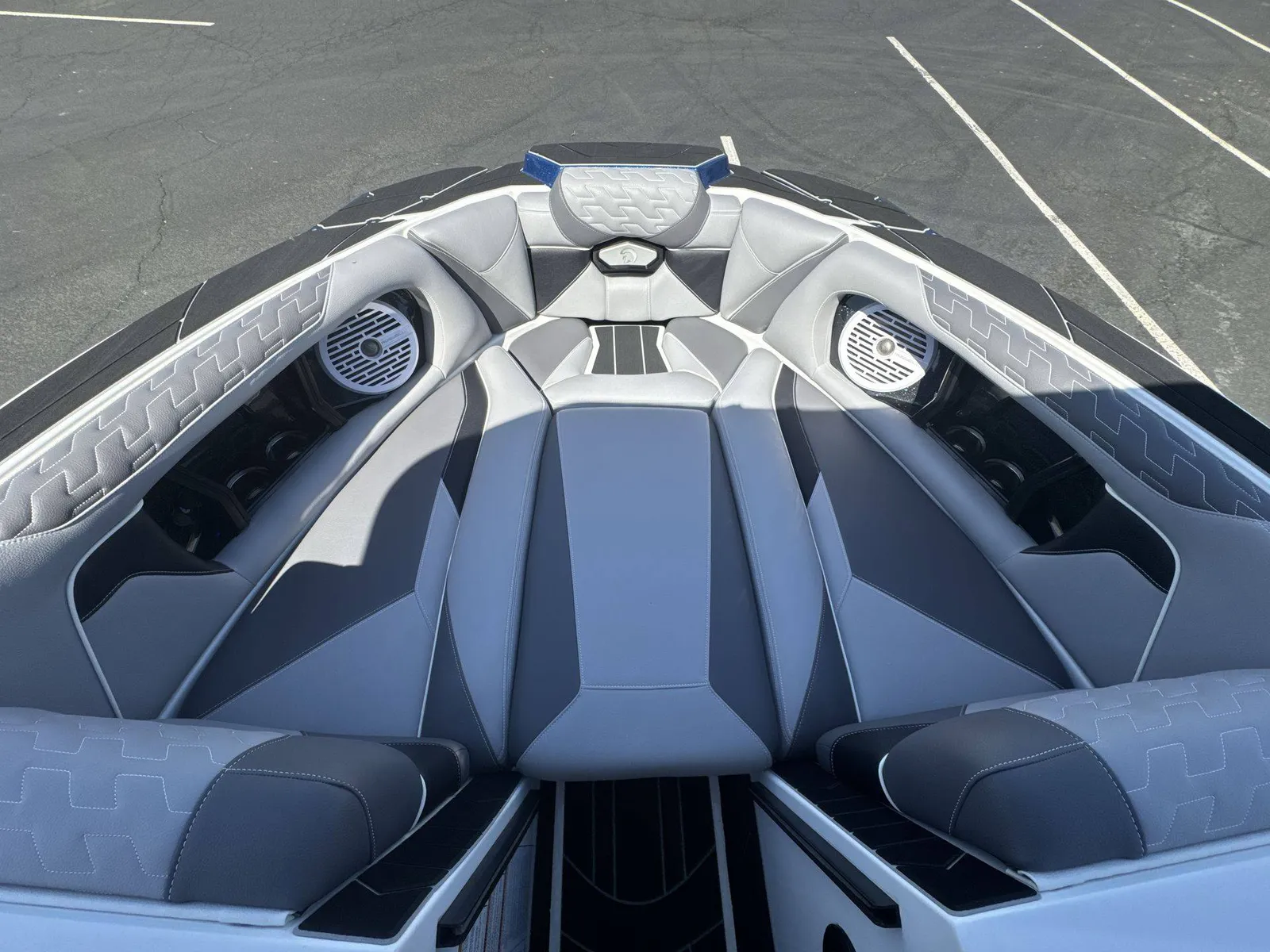 Boat image 21