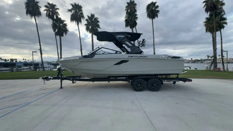 Boat image thumbnail 1