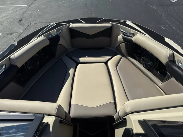 2026 Supreme S220 19