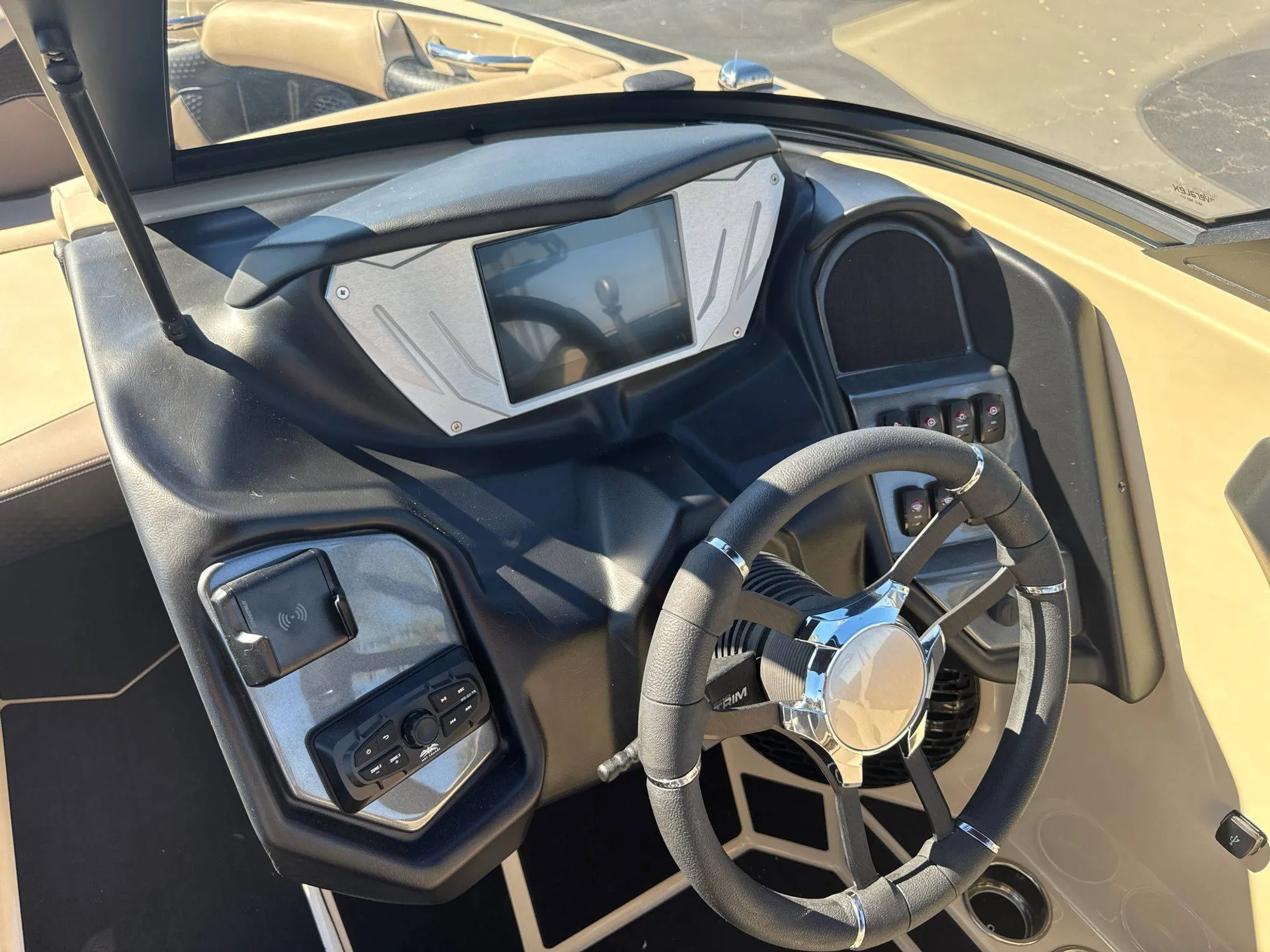 Boat gallery thumbnail 20