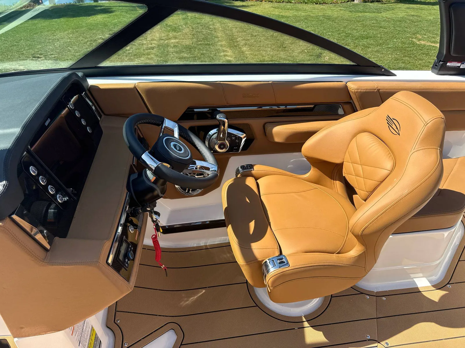 Boat image 12