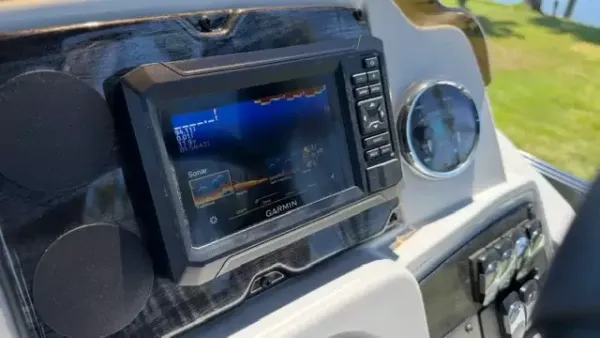 2026 Avalon Venture 85 Quad Lounge 7