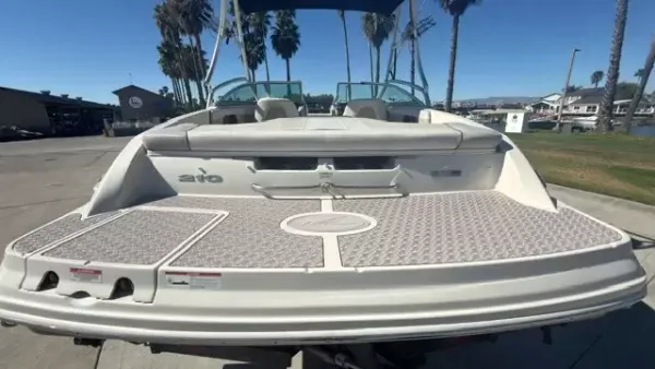 2010 Searay 210 8