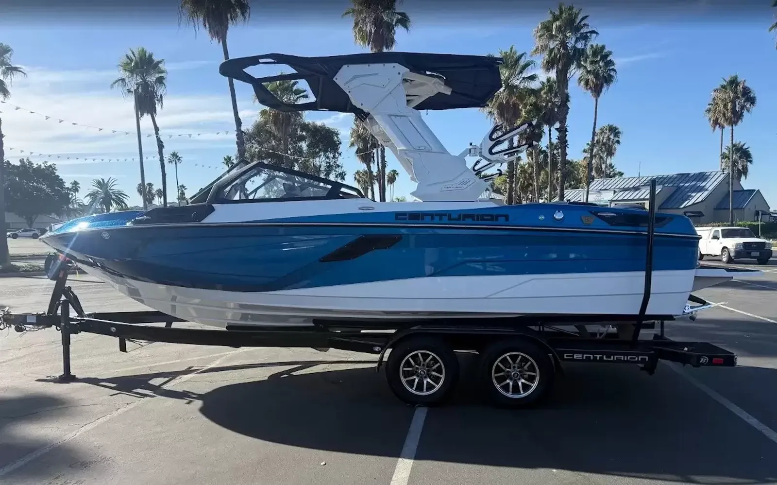 Boat image 1