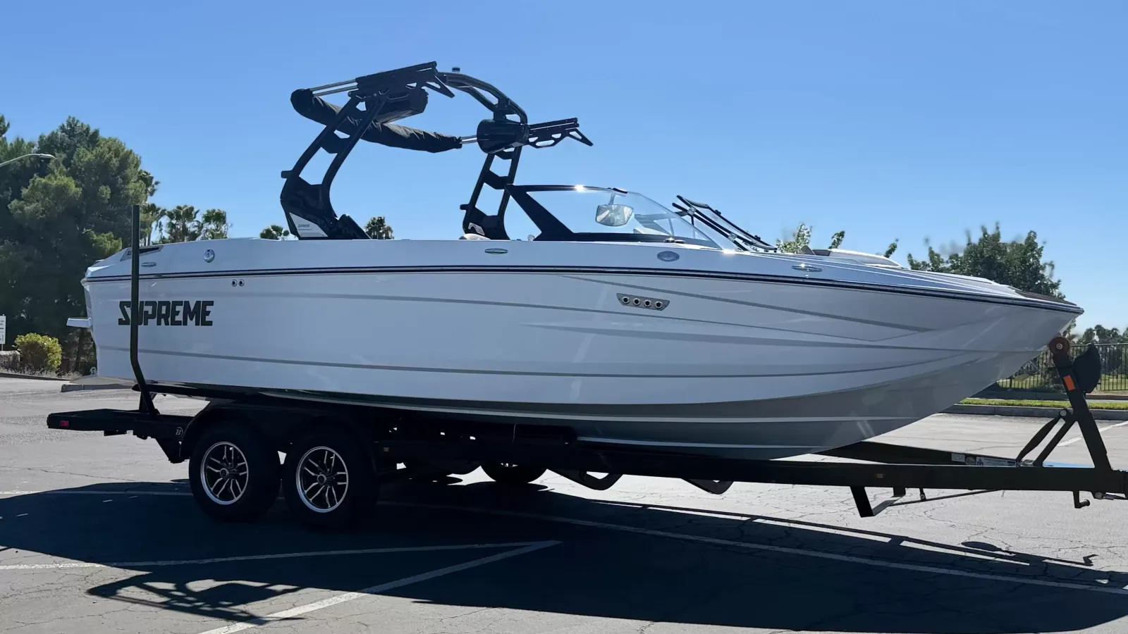 Boat image 3
