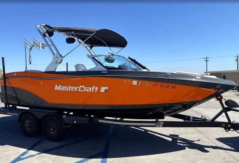 Boat image thumbnail 4