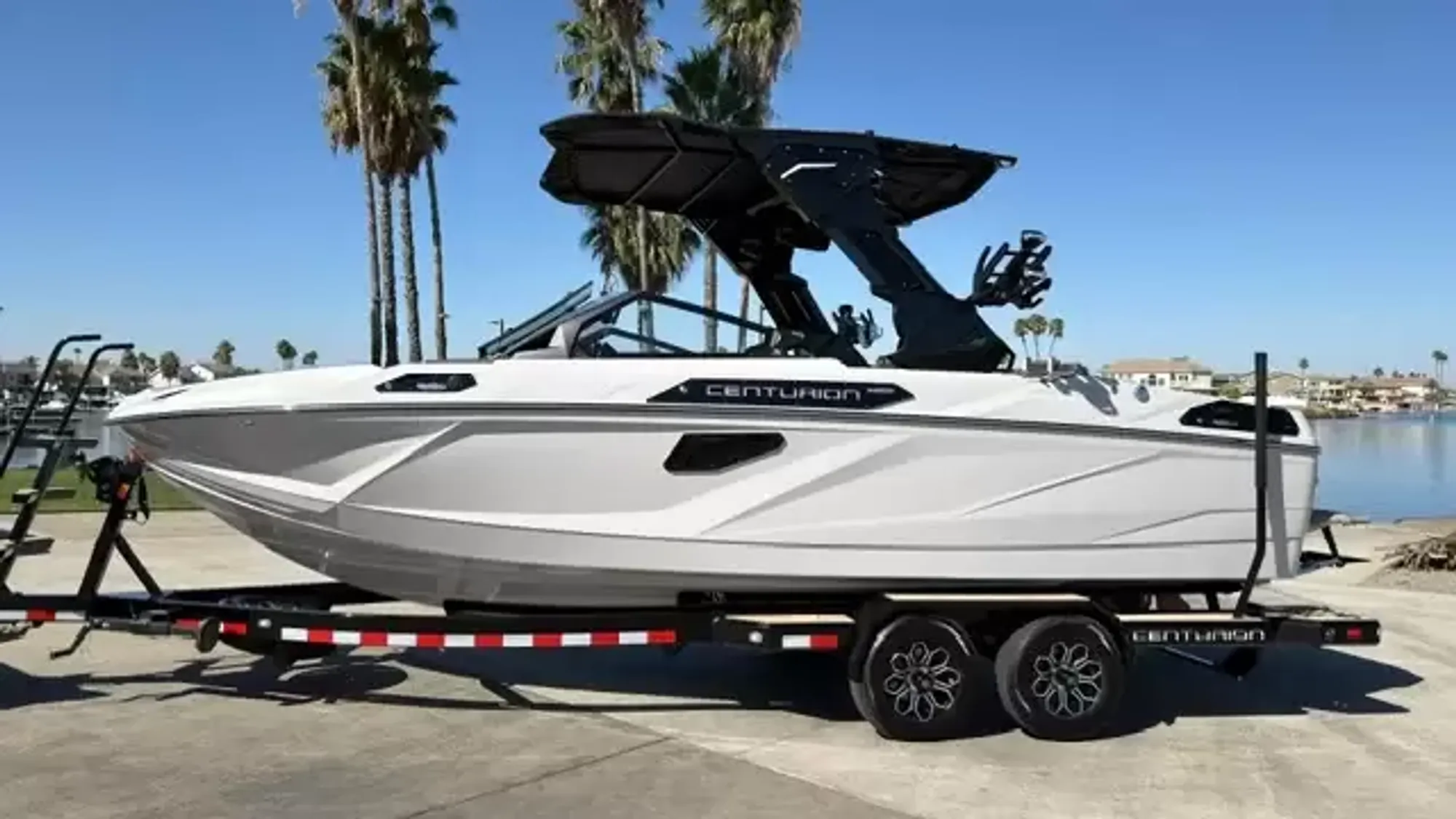 Boat gallery thumbnail 1