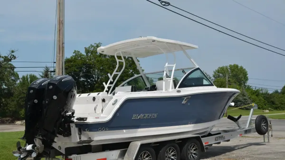dummy-boat-img