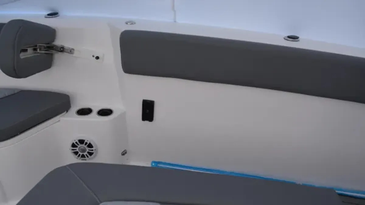 dummy-boat-img