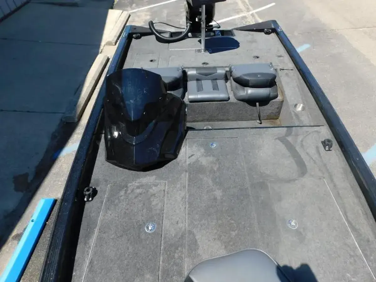 dummy-boat-img