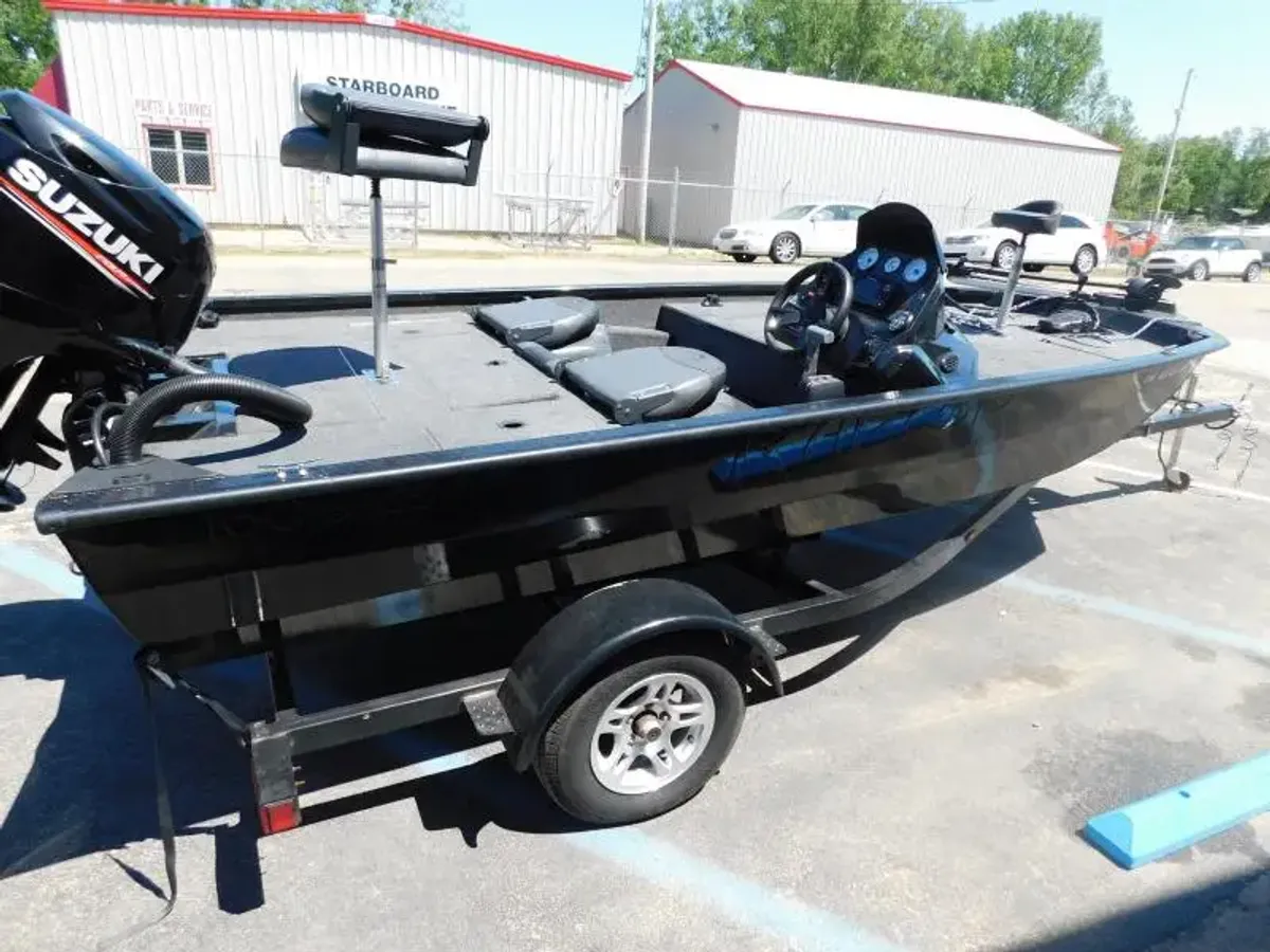 dummy-boat-img
