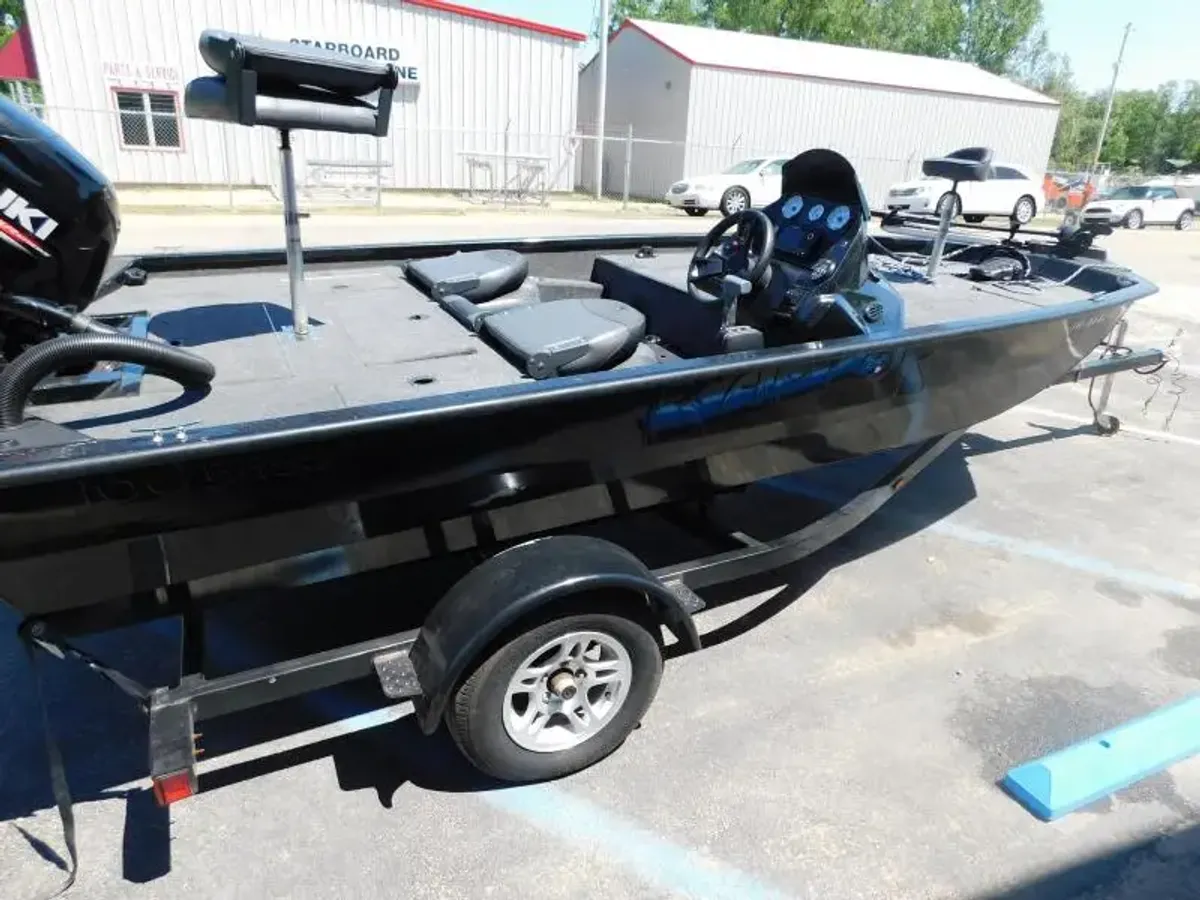 dummy-boat-img