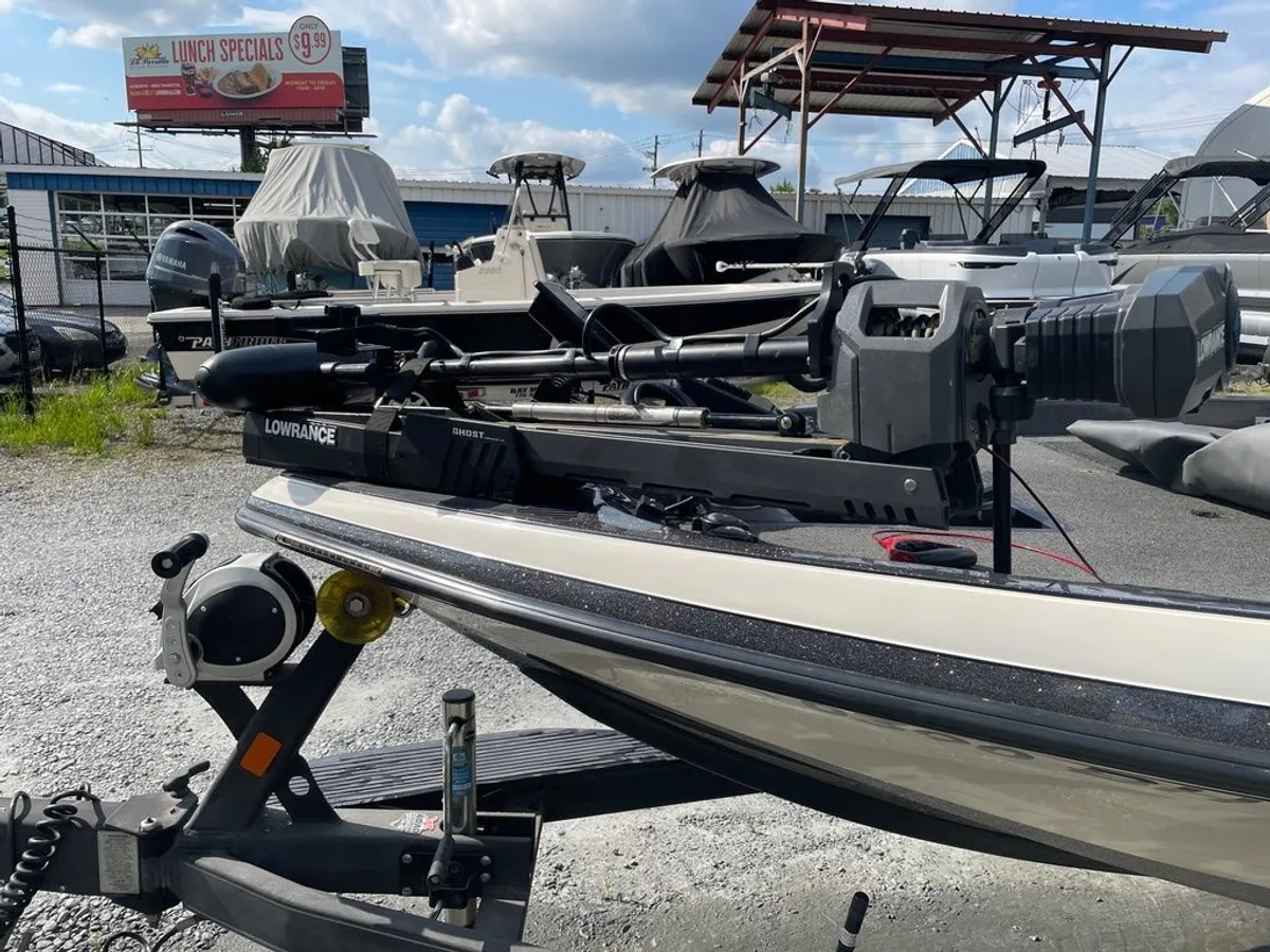 dummy-boat-img