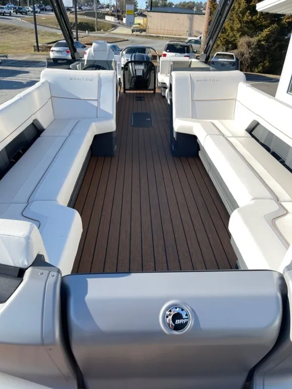 boat-detail-slider-thumb-2