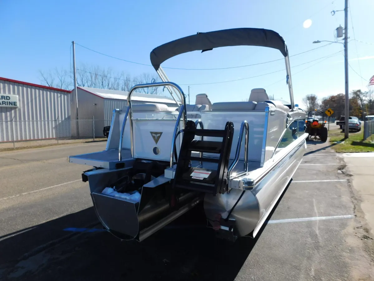 dummy-boat-img