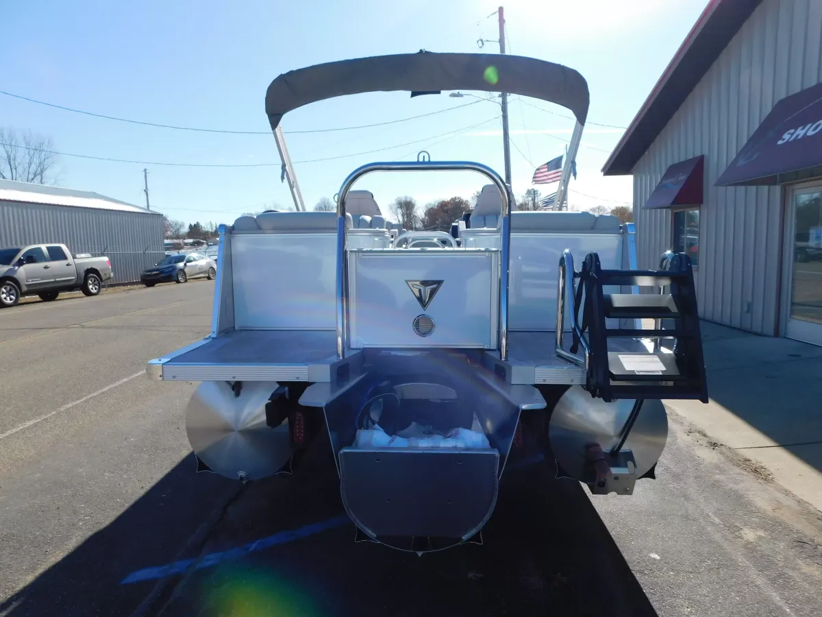 dummy-boat-img