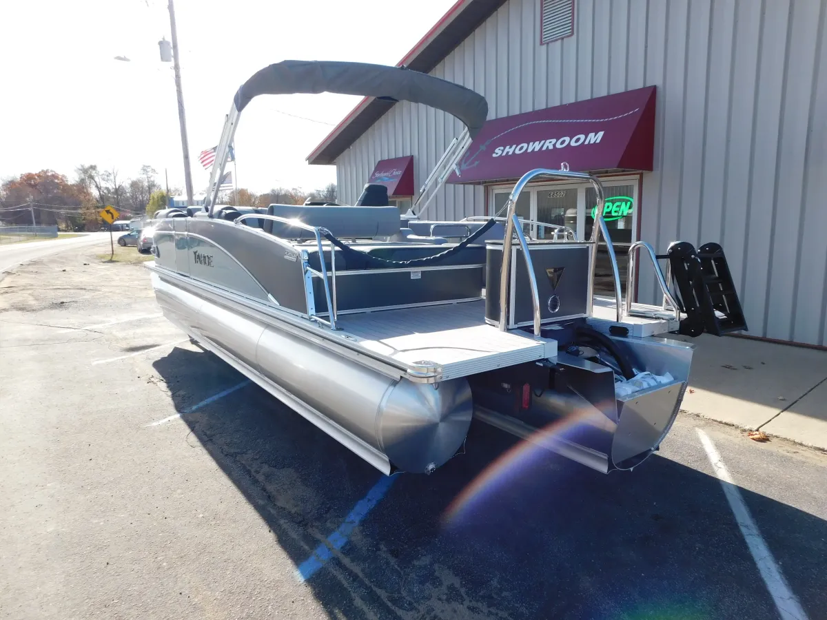 dummy-boat-img