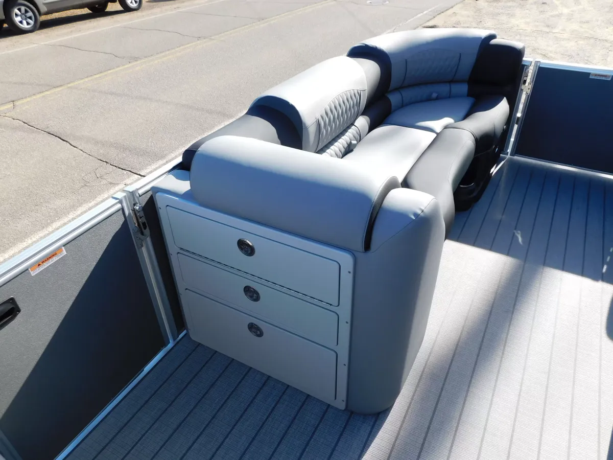 dummy-boat-img