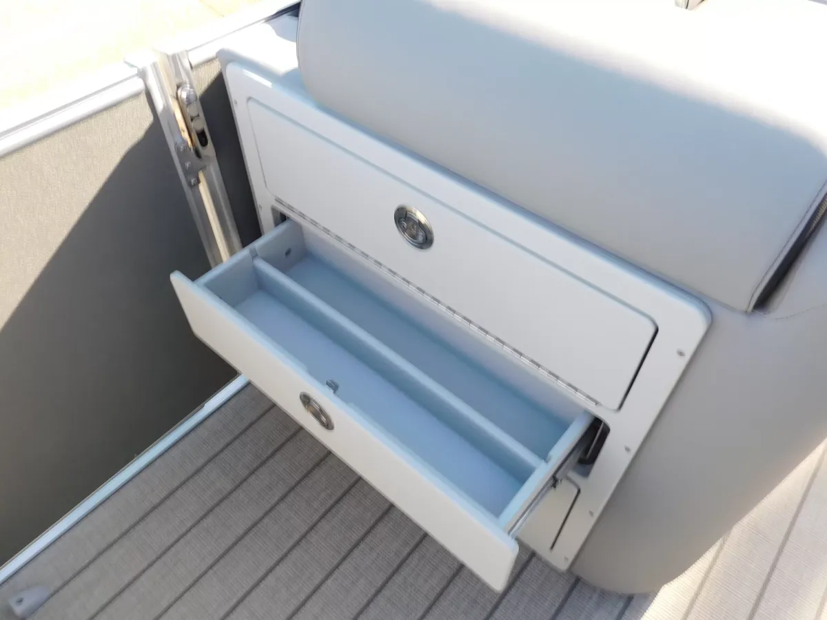dummy-boat-img