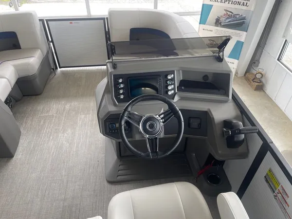 boat-detail-slider-thumb-7