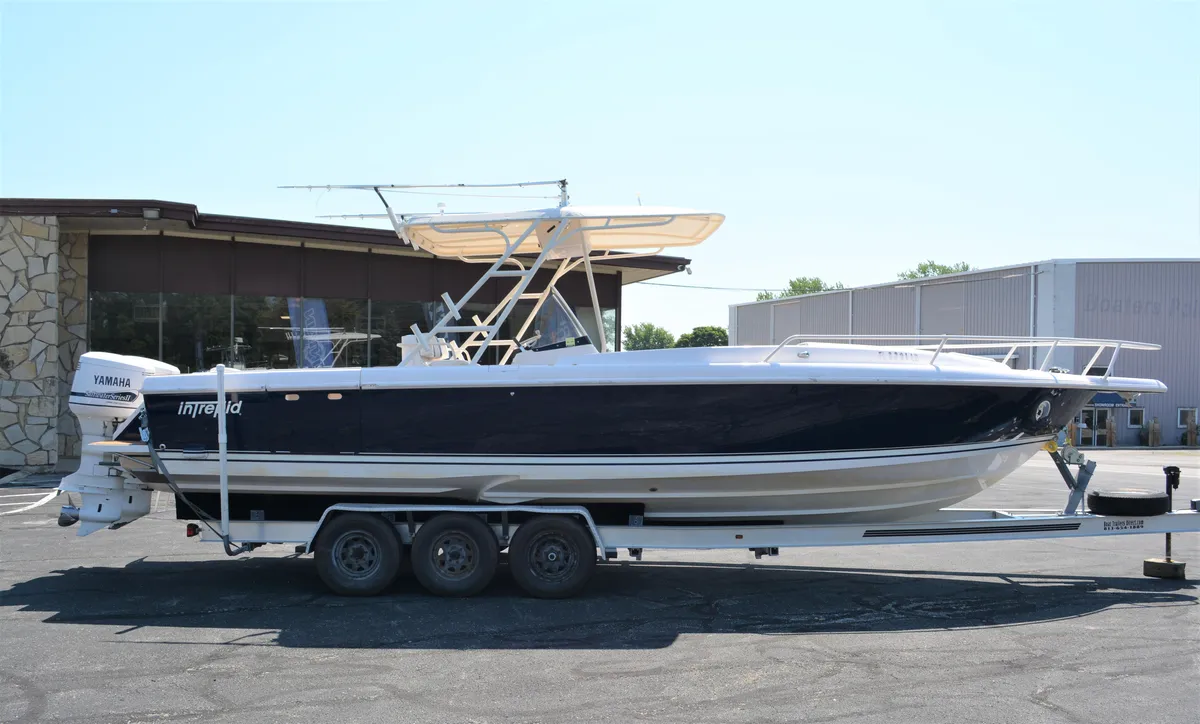 dummy-boat-img