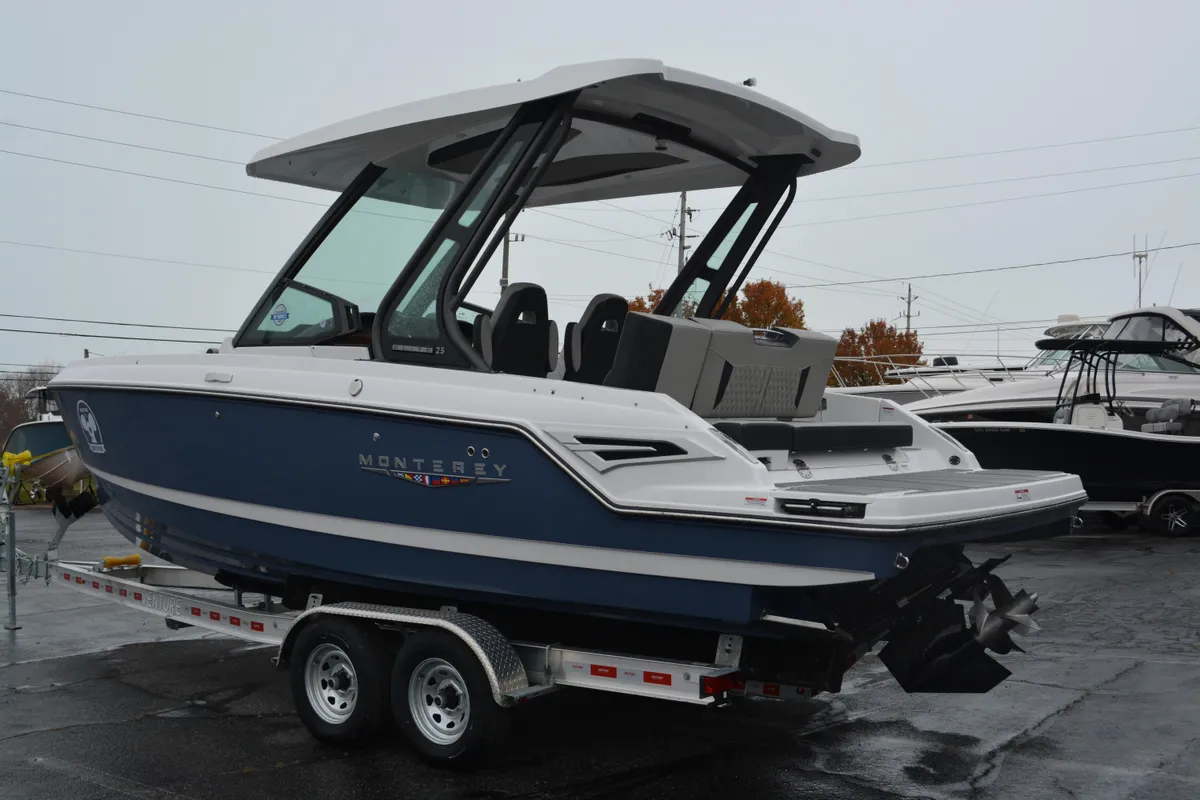 dummy-boat-img
