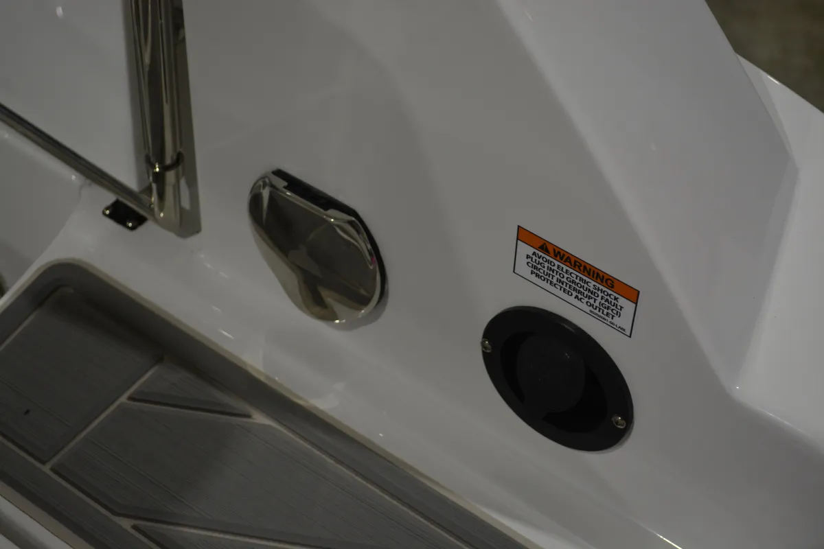 dummy-boat-img
