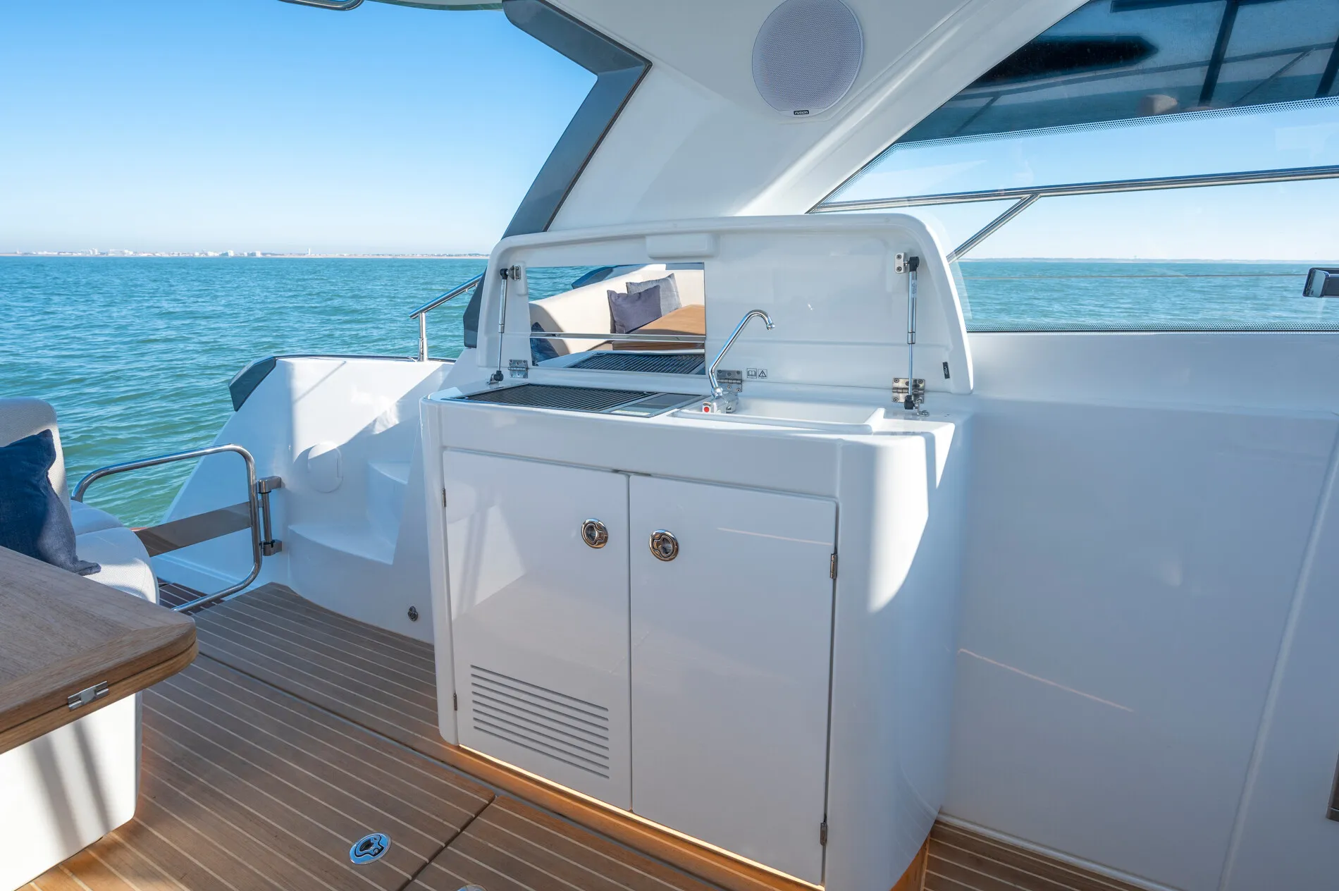 Pre-Owned 2024 Beneteau Gran Turismo 41 for Sale | Vancouver, BC | M&P Yacht Centre | 65035cd5410bd8f396035f06
