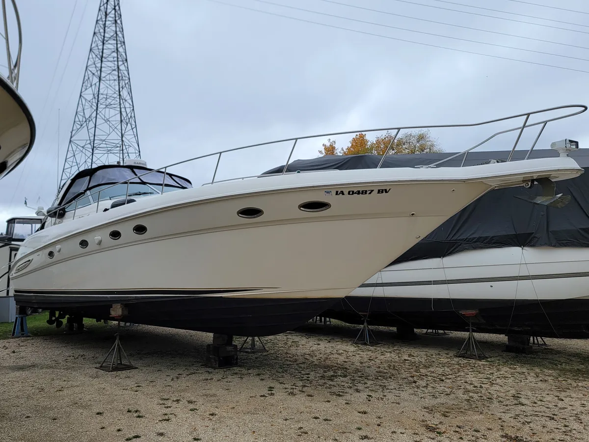boat-carouselImage-image