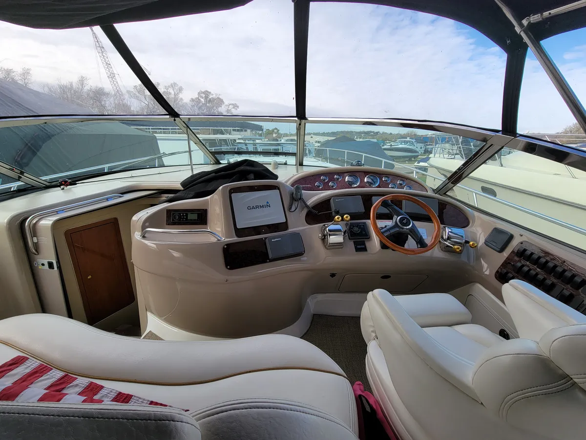 boat-carouselImage-image